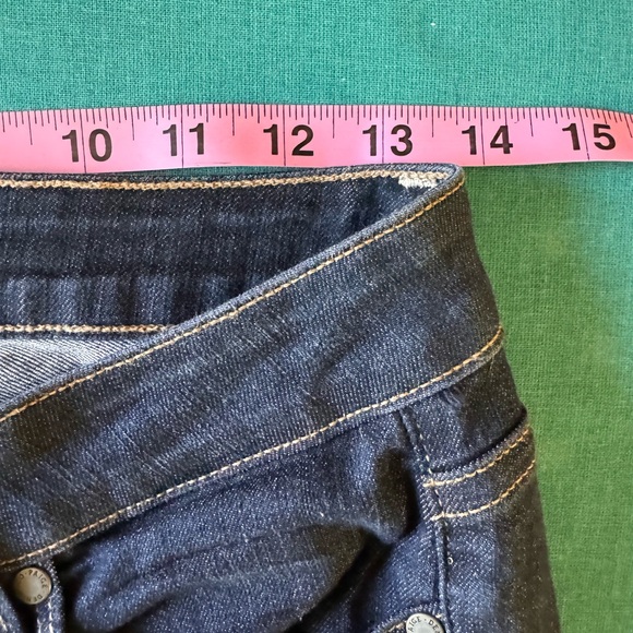 PAIGE Kylie Crop. Women’s, Blue, Dark Wash, Distressed, Zip Up, Jeans. Size 27 - Picture 7 of 10